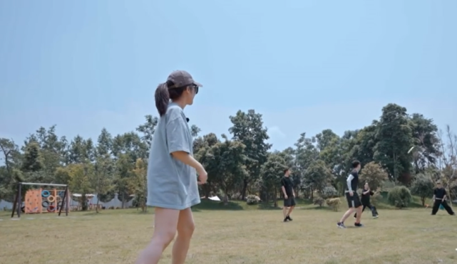 小节目爱情这件小事：3对恋综CP售后，这个时长刚好够下中饭