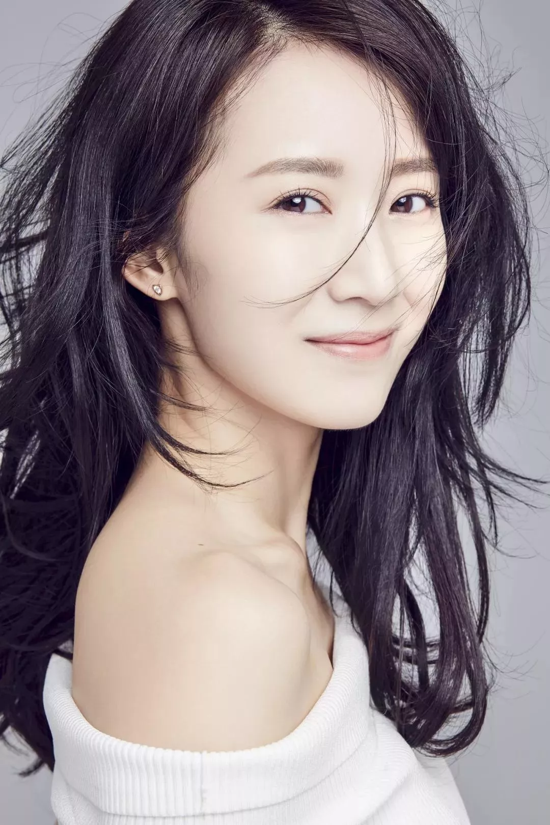 请欣赏50位明星的甜美微笑
