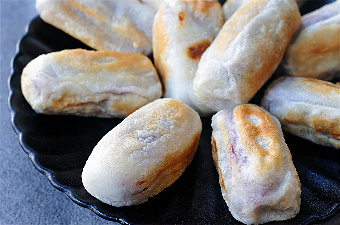 冬天吃红薯不如糕，1买就是10斤，不煮也不烤，一口一个超解馋