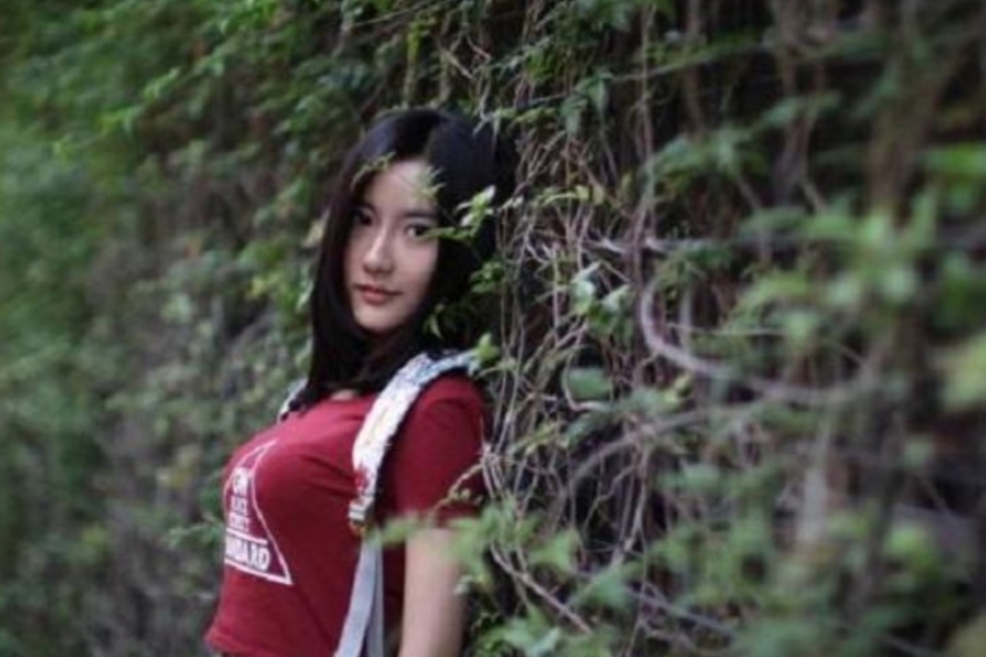 清华大学新晋校花，高考双料状元，能力样貌不输“奶茶妹妹”