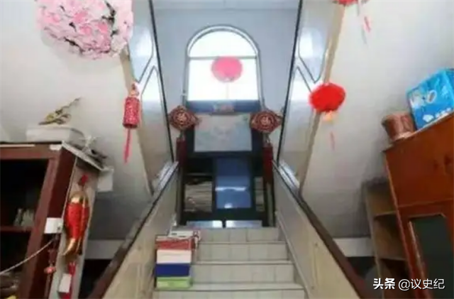 上海钉子户，要6套房加1个亿，硬抗14年后：求你们把我房子拆了