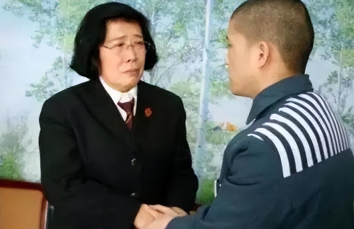 2010年，高考状元因抢银行判刑10年，出狱30岁的他被西安交大录取