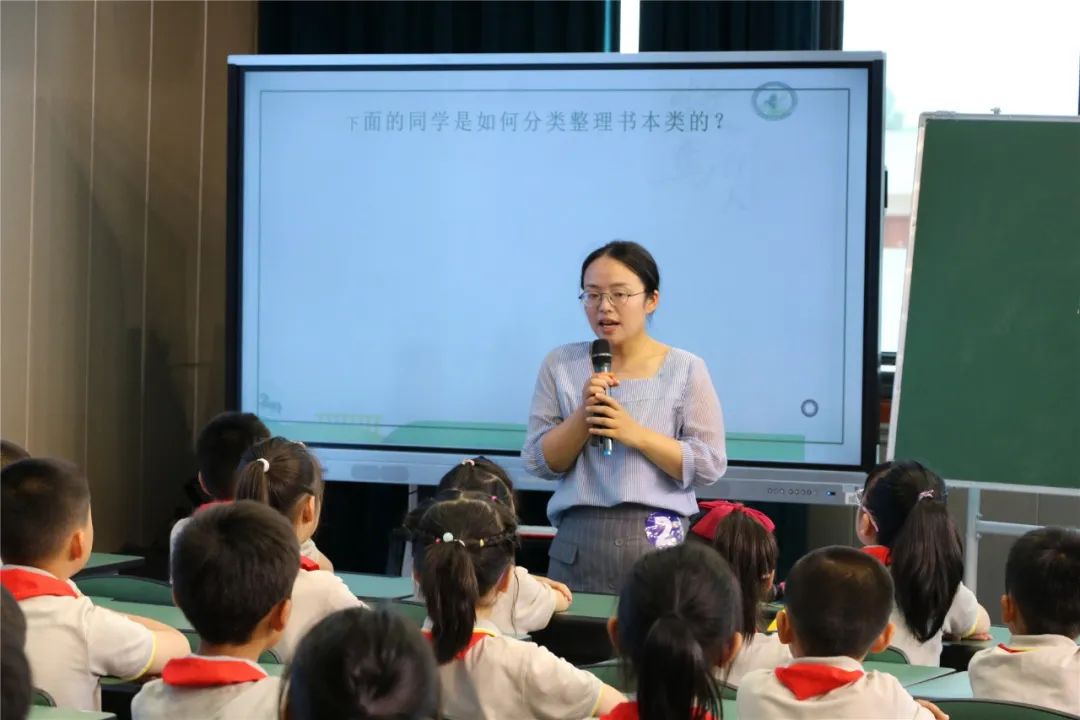 双流区第八届中小学班主任技能大赛在实验小学外国语学校如期举行