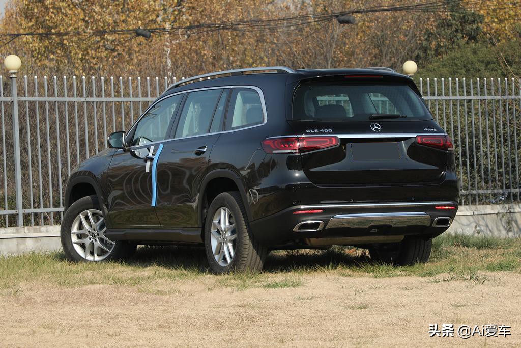 大尺寸顶级进口旗舰SUV，大7座的奔驰车，6缸引擎带四驱，奔驰GLS