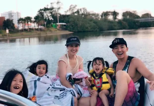 年轻时候的刘畊宏王婉霏，真是郎才女貌哦