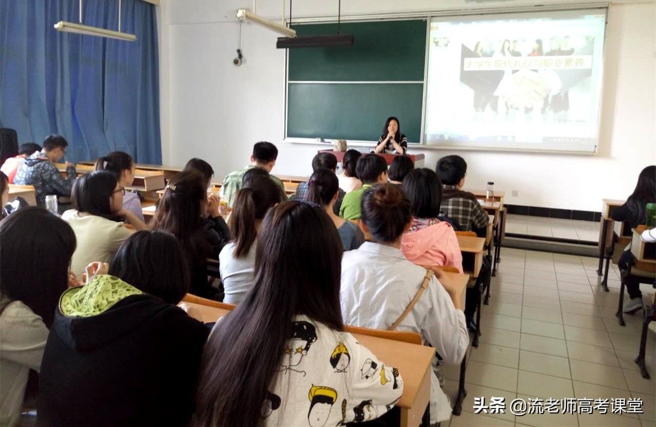 考上大学，别去荒废学业，10名985高校本科生被退学，令人可惜