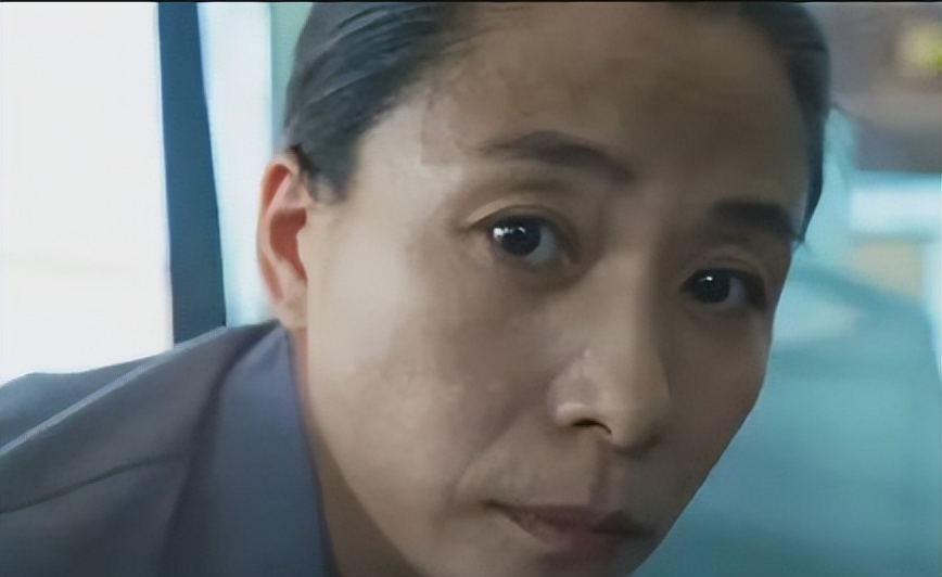 高考前夕2名男生见义勇为，错过高考引争议，考生值不值得这么做