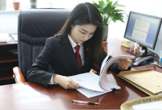 大学里最容易挂科的四个专业，熬夜是常事，找工作却很容易