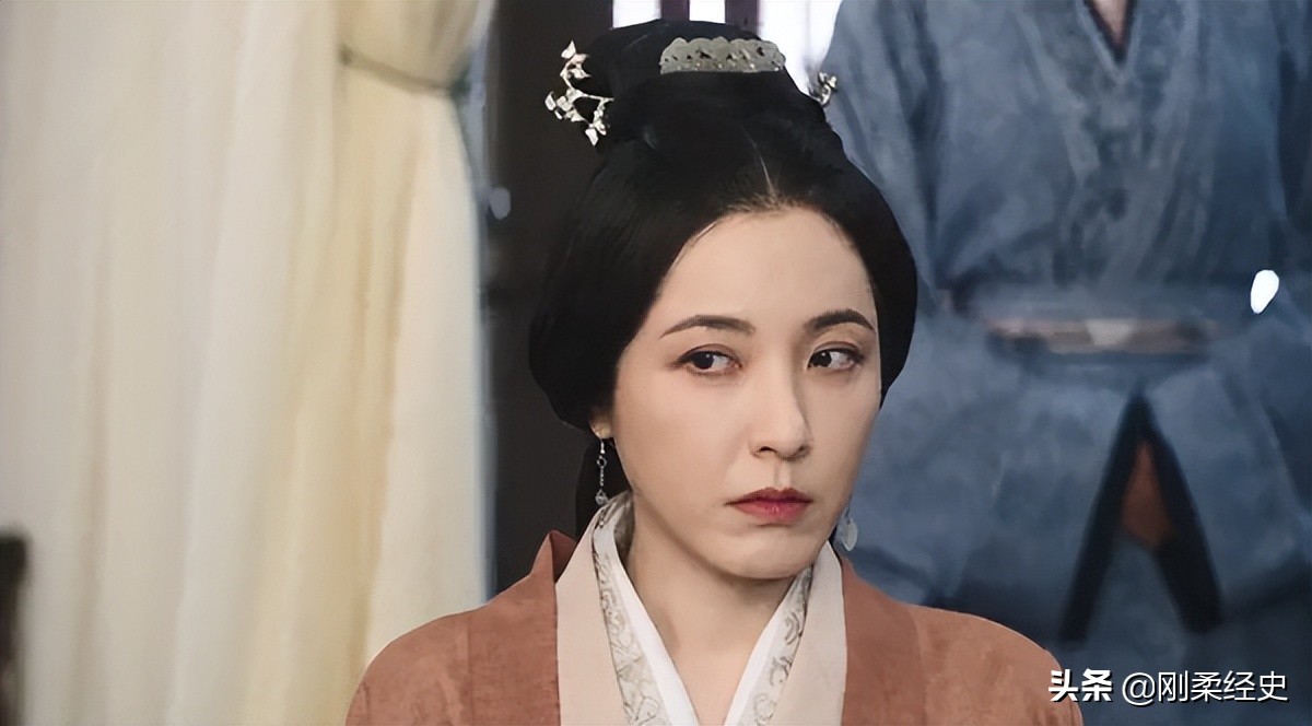 星汉灿烂：程少商家的相互称谓让人迷惑，咋不直接叫嫂子、弟妹呢