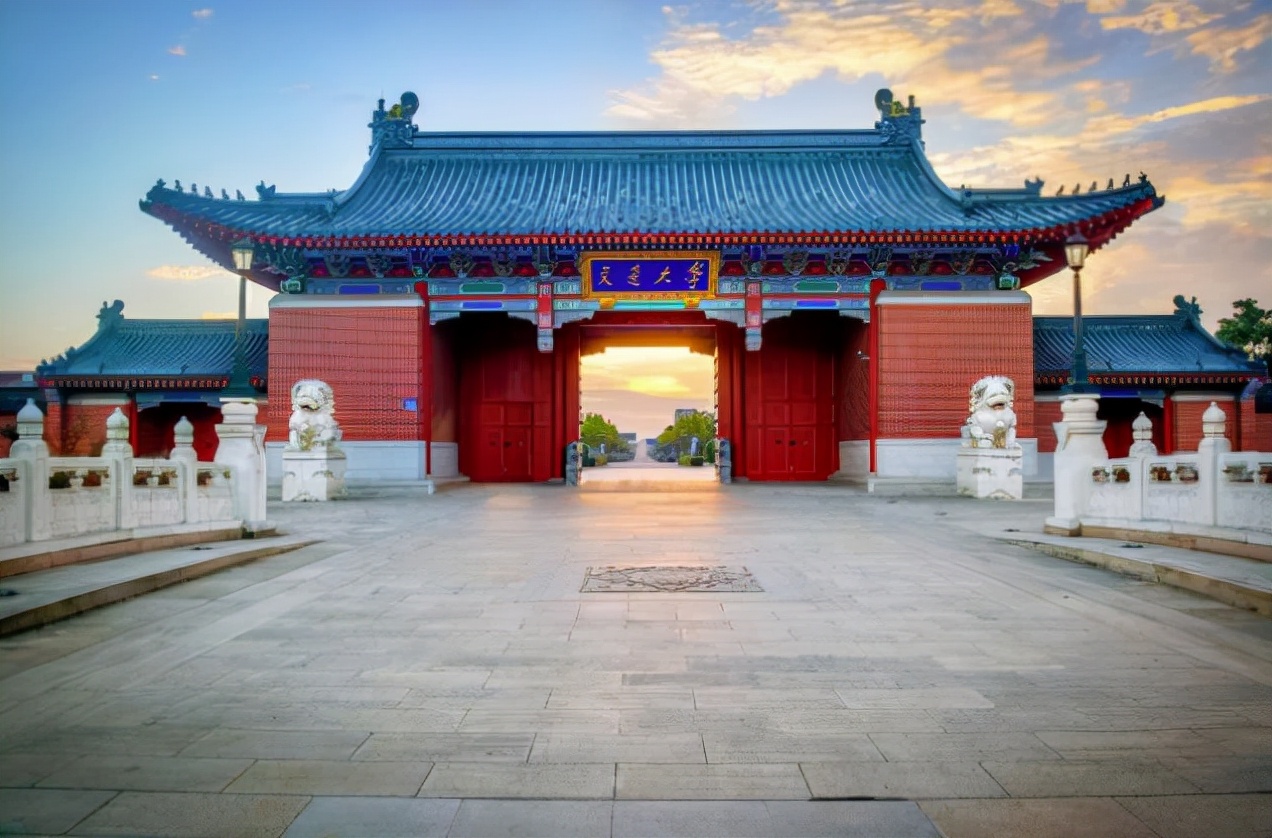 985高校排名发布，上海交大不负众望荣获第三，浙大这次失望了