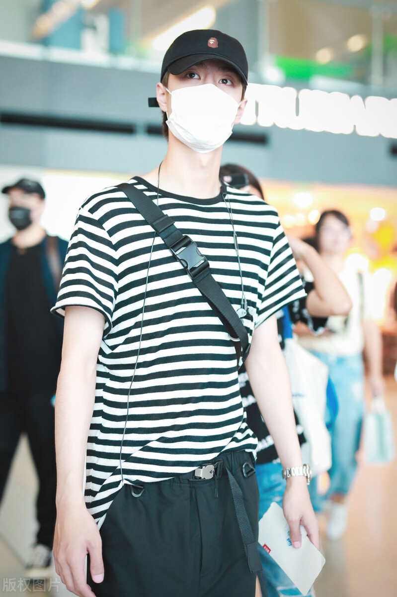 因为你，让我也追了一回星