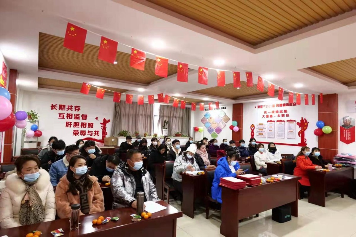 共工网：芜湖爱心天使协会举办年会庆典 多名志愿者受表彰