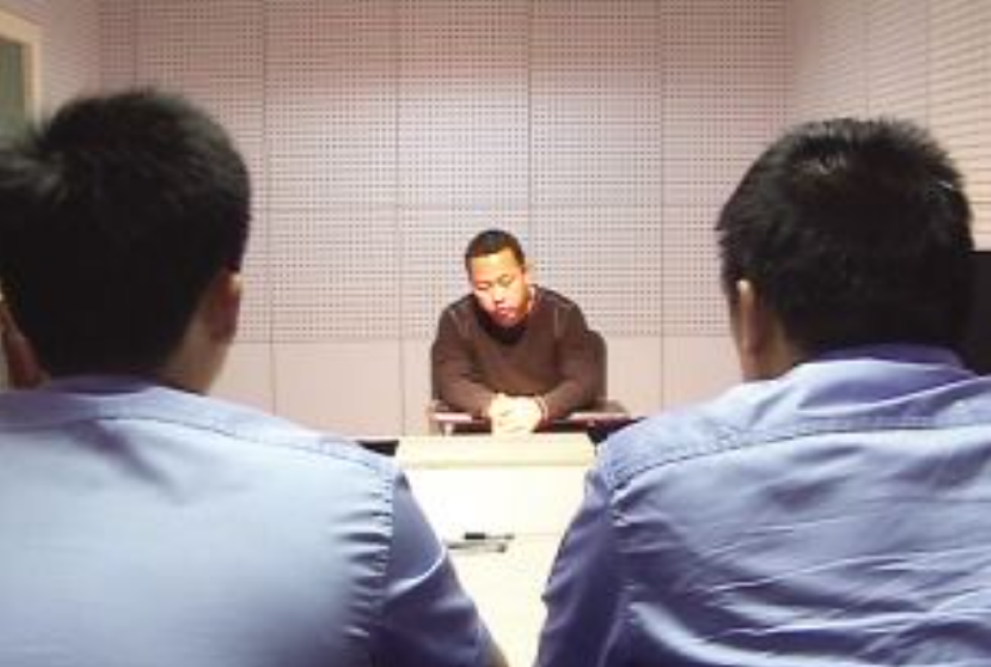 2009年，南寧三姐妹家中遇害，被裝成9個塑料袋拋尸，兇手是鄰居