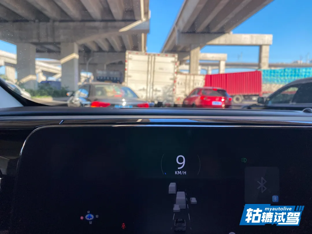 试驾零跑C11，双叉臂+无框车门仅16万，连夜退订ModelY