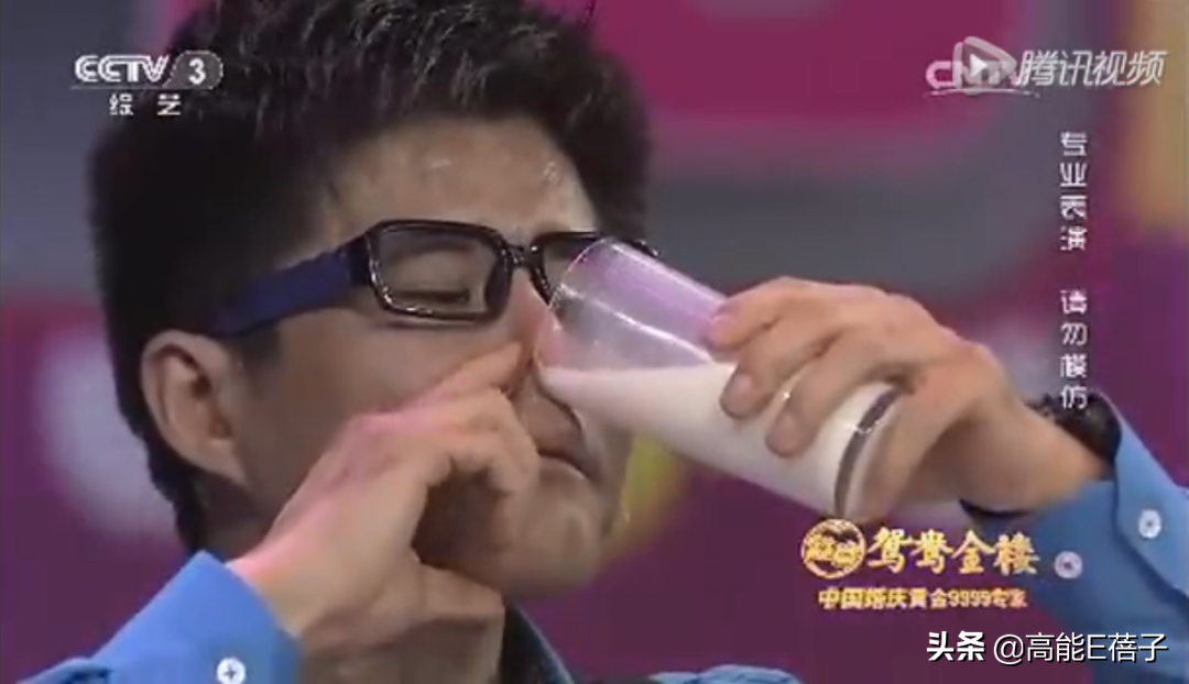 草根歌手刘晓东卖菜还债，自曝花光1000万负债230万