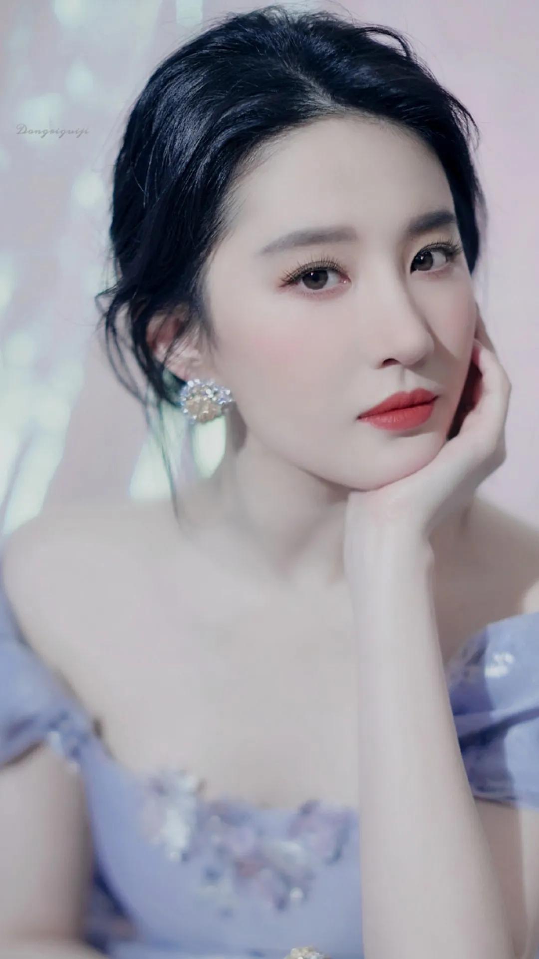 神仙姐姐又霸屏了，内娱颜值天花板刘亦菲美图欣赏