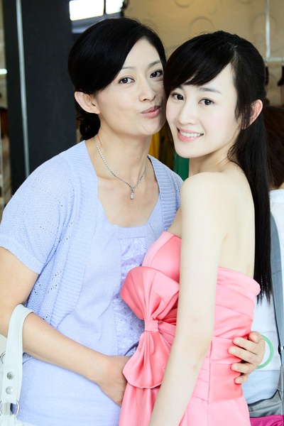 夏家三千金(图片)