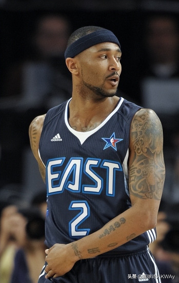 莫威廉姆斯全明星(小莫15年职业生涯签了5份合同,詹姆斯曾经唯一的全