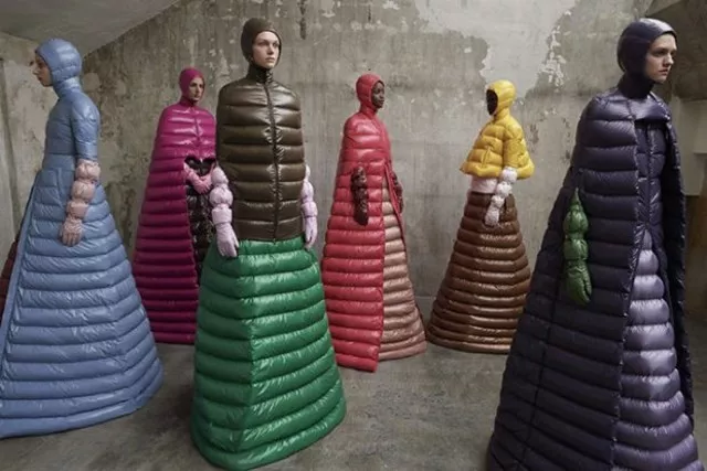 上万元的Moncler羽绒服让明星抢着穿，买过的来说说好在哪