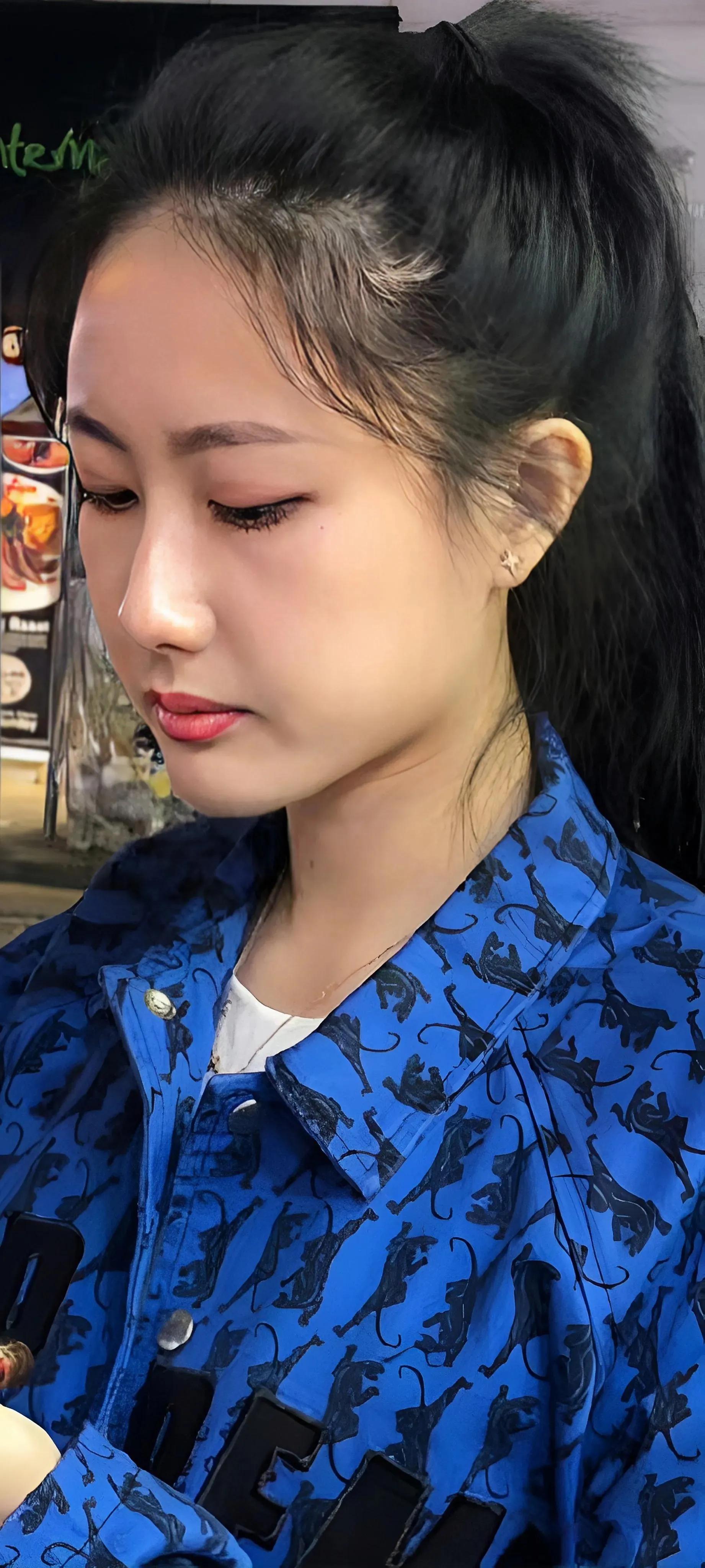 端庄美丽的张子璇