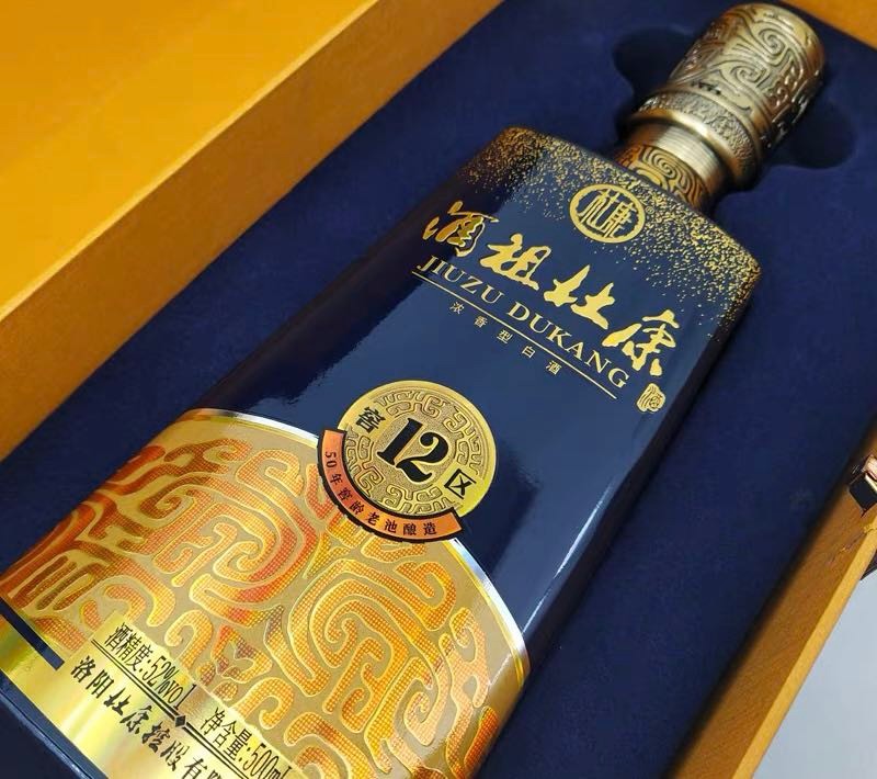 江苏3大白酒，辉煌时家喻户晓，如今却在超市积灰