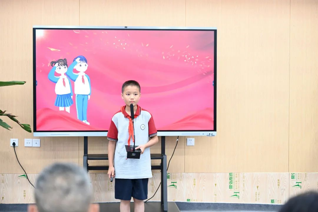 天府新区新中附小开展艺术节暨党队共建六一国际儿童节演讲比赛
