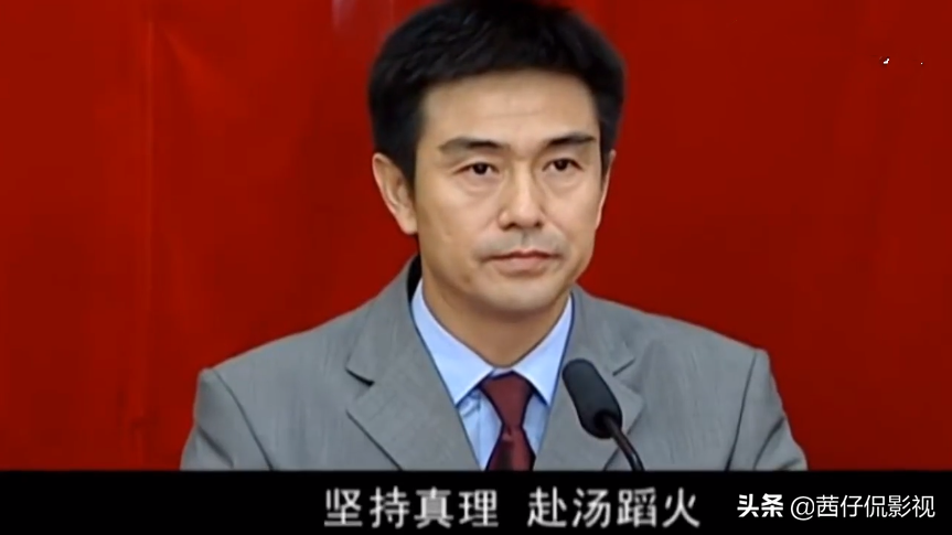 盘点10部反腐佳作，最高豆瓣9.1分，《人民的名义》都拍得保守了