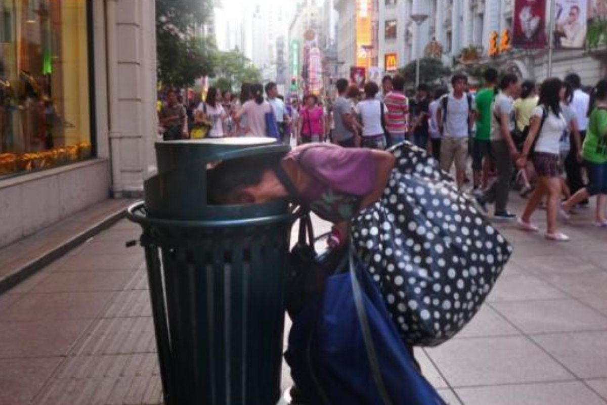 2007年武汉女大学生失踪，父母卖房寻找，12年后出现在母校废弃房