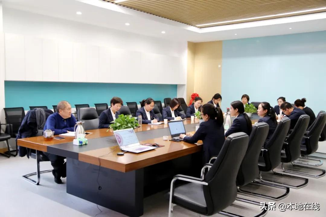 以述担责，擎旗奋进－－忻州实验双语学校管理干部述职评议会