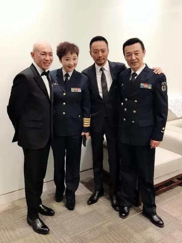 演员王新军：成名后抛妻弃子，把秦海璐宠成宝，前妻火了他却糊了