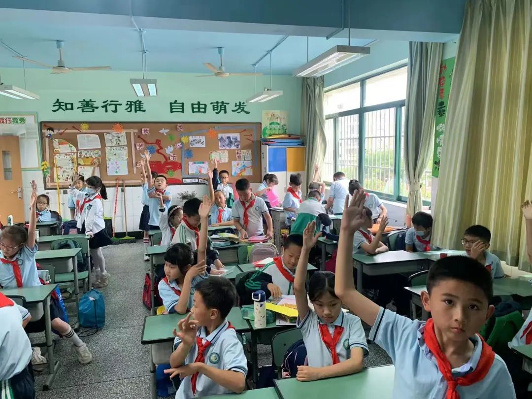 四川天府新区南湖小学三年级开展“劳动教育实践周”主题活动