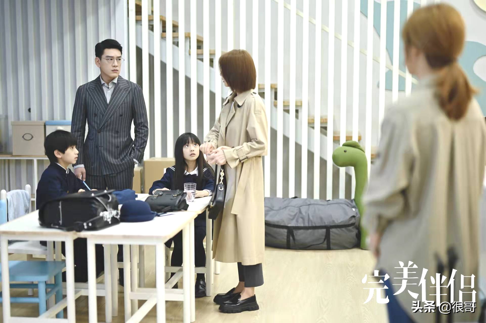 《完美伴侣》中的女性角色都不是省油的灯，扮演者也来头不小