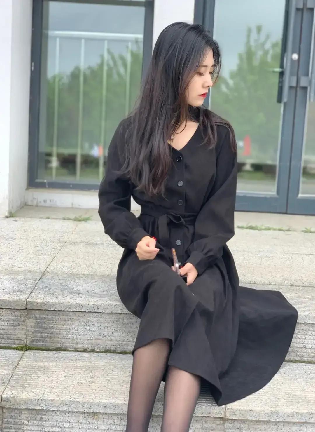 精美黑色服饰穿搭的美女 街拍美图合集