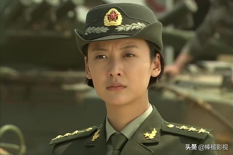 杨舒出自《特种兵之火凤凰》被人称为"拼命三娘"的杨舒,演什么像什么
