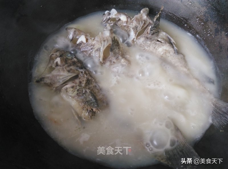 家常嘎鱼这样做，肉嫩味美，看着都馋人