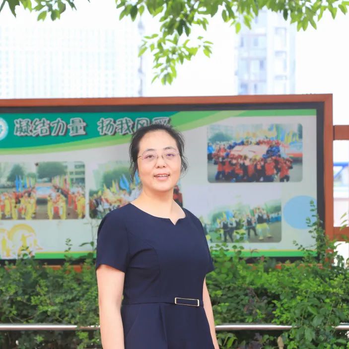 读书月，南湖小学继续深入开展书香校园建设和读书节活动