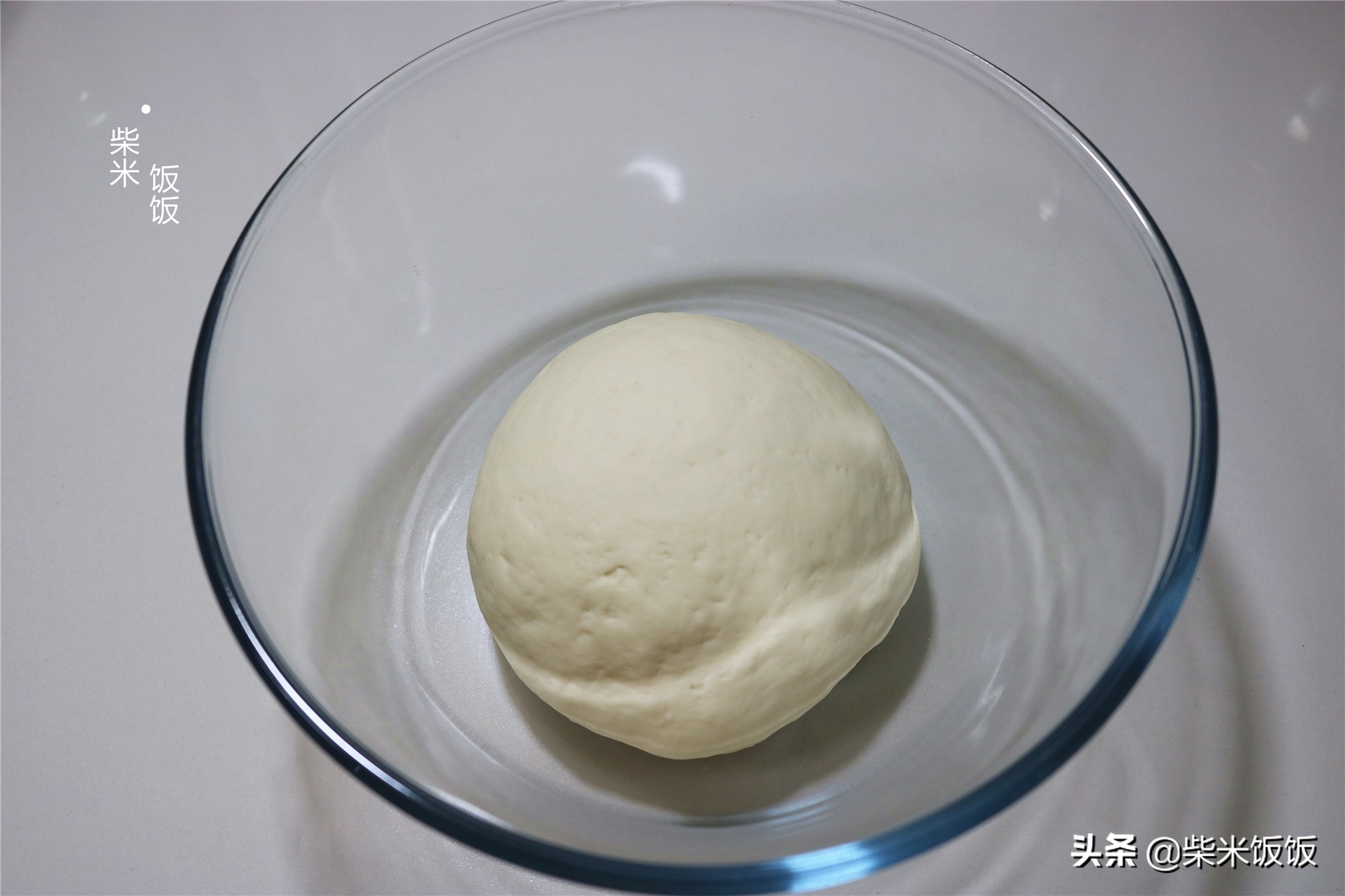 白菜包子这样做，不放一点肉，美味赛过大肉包，太好吃了