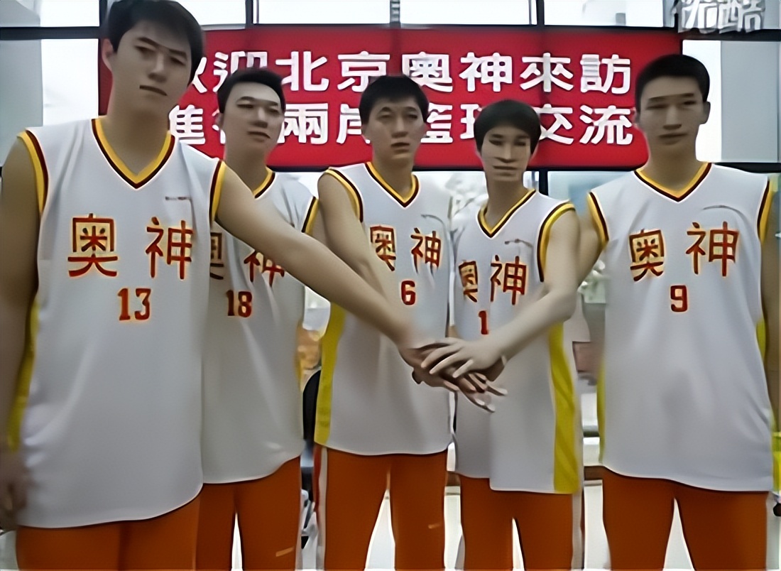 中国人进入nba的有哪些人(29.7分19板4.8帽！中国进入NBA的6名球员，前一年都是什么表现？)