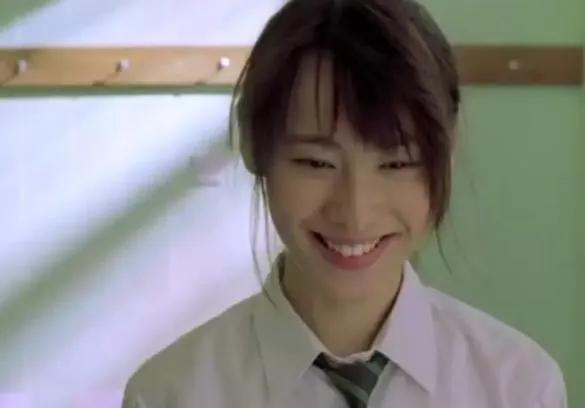 梁洛施：为李泽楷生3子，拿40亿分手费，直言喜欢又肥又矮的男人