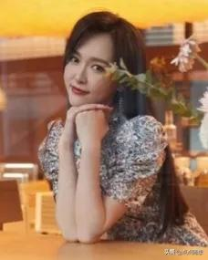 影视明星唐嫣