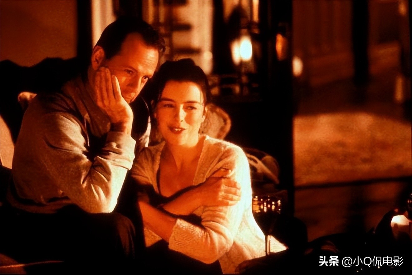 恐怖又烧脑的十部电影，设定很有意思，你敢一口气看完几部？