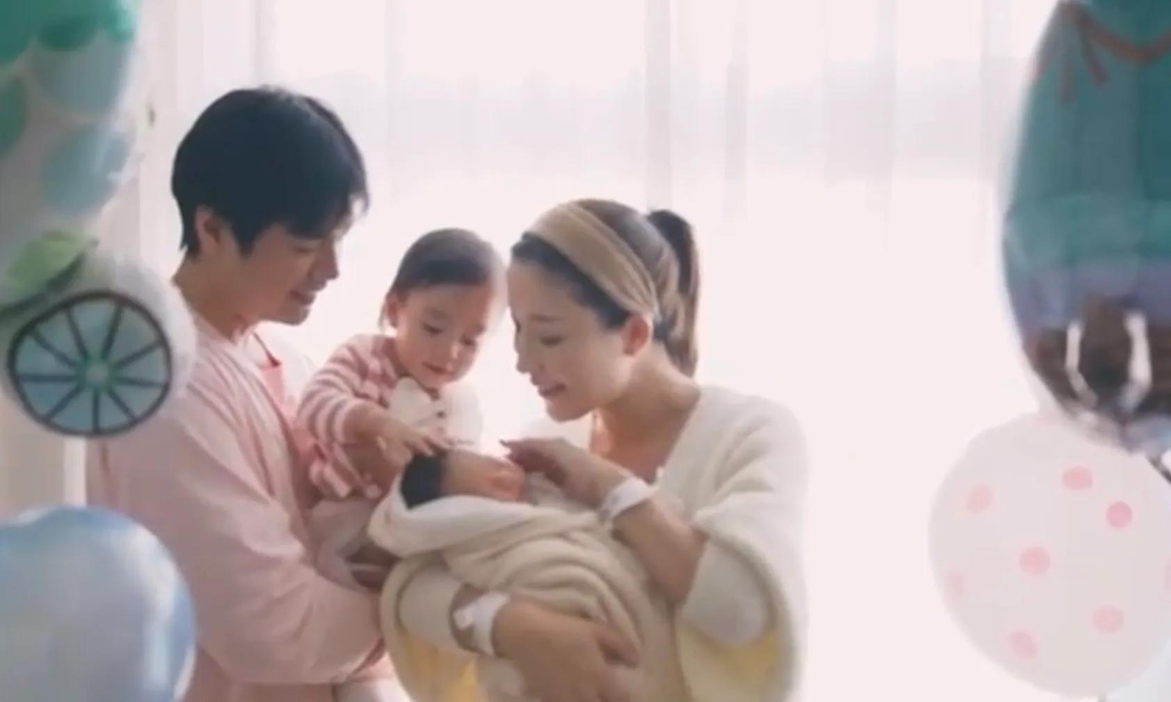 杨怡情人节晒视频记录重要人生阶段，从结婚到一家四口幸福满满