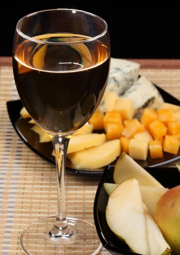 酒,泊于心,寄于情