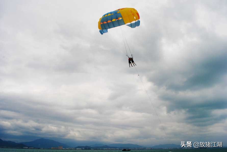 三亚西岛，在历史的宁静中抚摸下雄浑唯美的海滨画卷