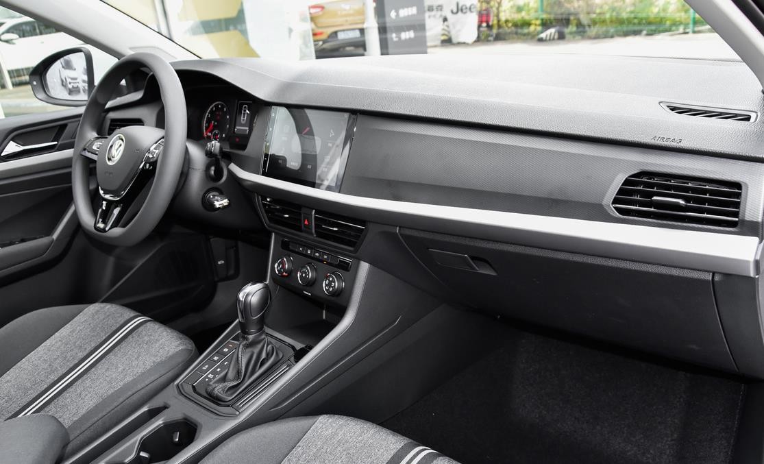 9.99万自吸 at,2022朗逸1.5l自动风尚版,朗逸3种动力组合怎么选