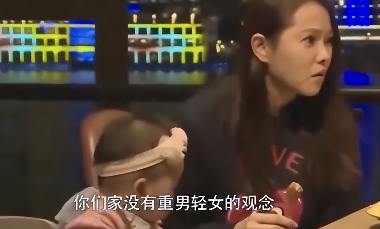 普女还心疼女顶流，笑死人了