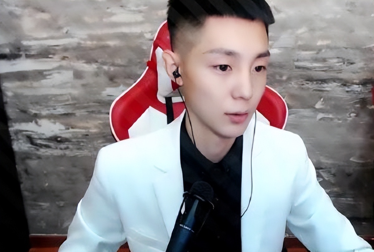 2021快手十大网红 刘一手上榜,第五被称为"快手女神"