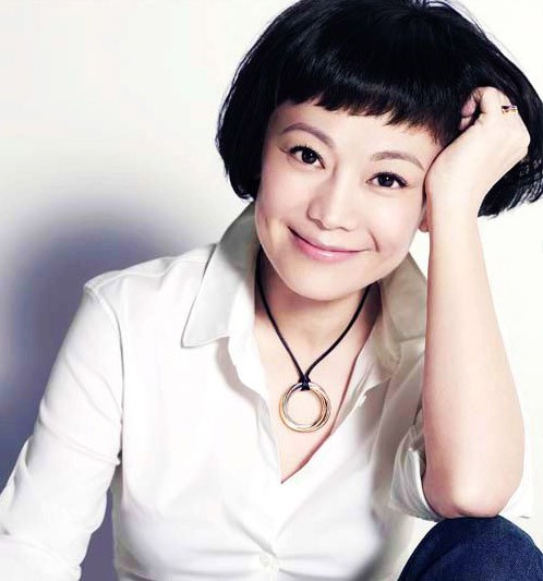 看了中戏1996级艺考证件后，不禁想问，秦海璐是怎么考进去的？