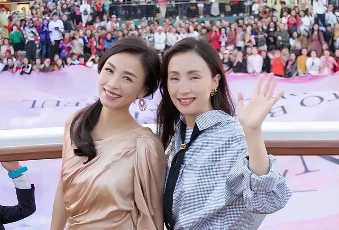 多位明星“眼窝深”显老，陈德容有衰老痕迹，看到吴刚不想说话了