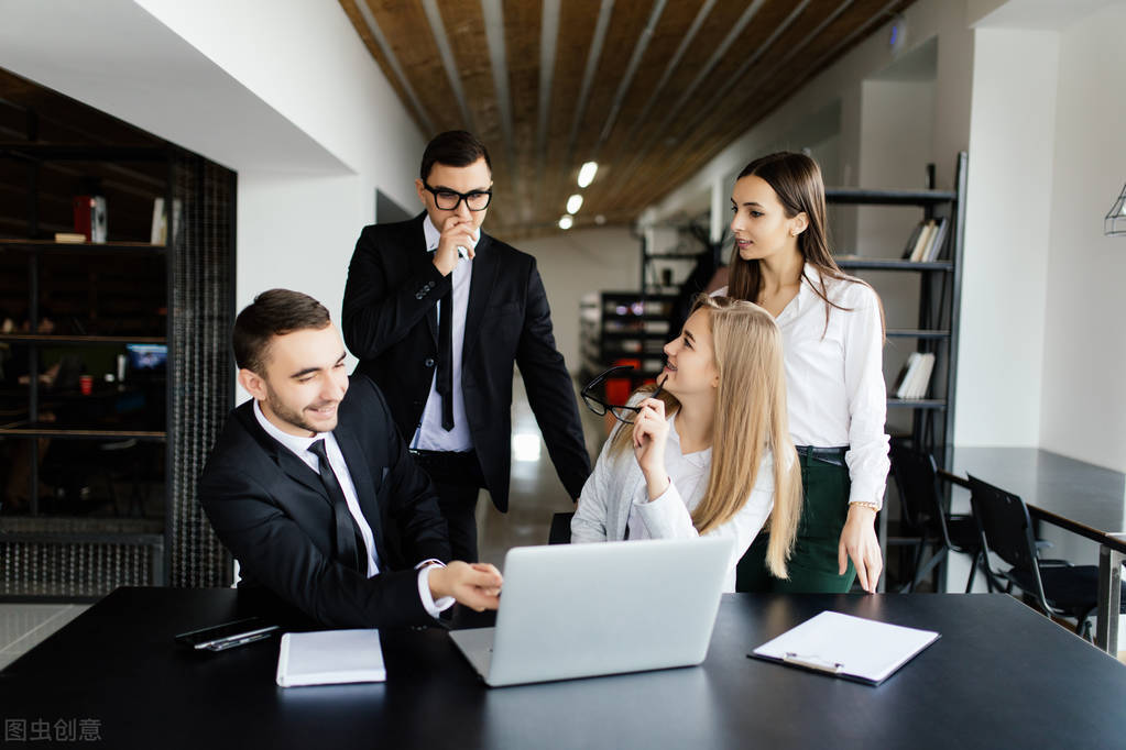 忠诚，还是能力？老板用人，最看重员工什么？从雷军和刘强东说起